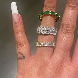 Beautiful green stone rings 💚